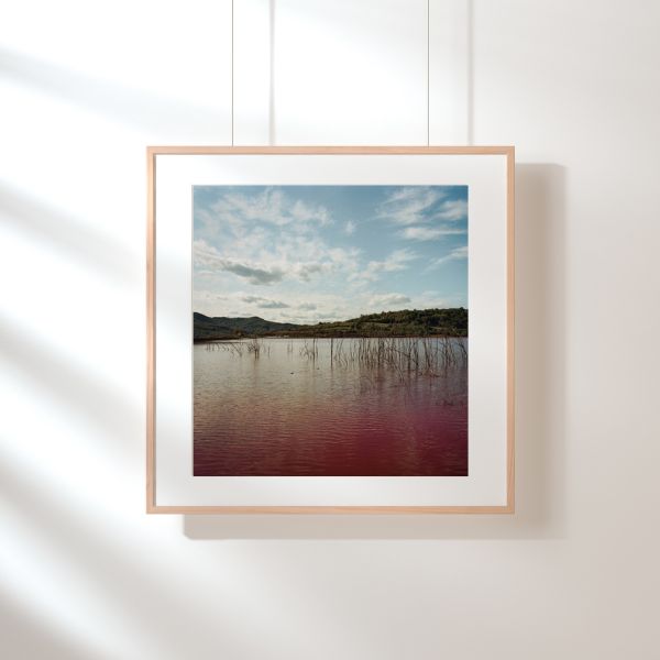 Tirage d’art argentique couleur 50 × 50 cm, signé et numéroté + un livre offert