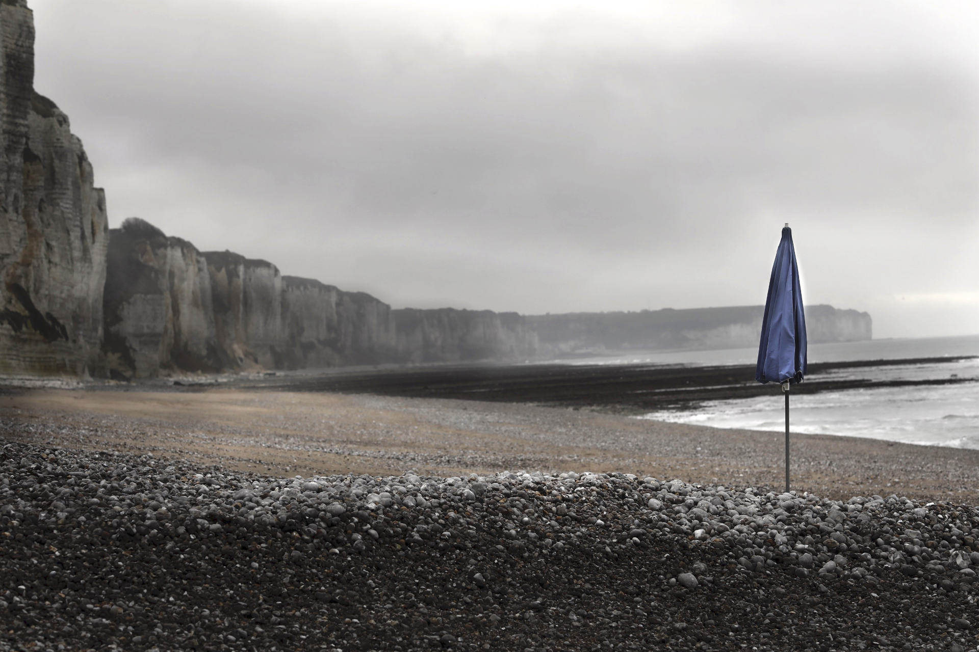 Yvonne et le parasol bleu - Sleeve Edition - Thierry des Ouches