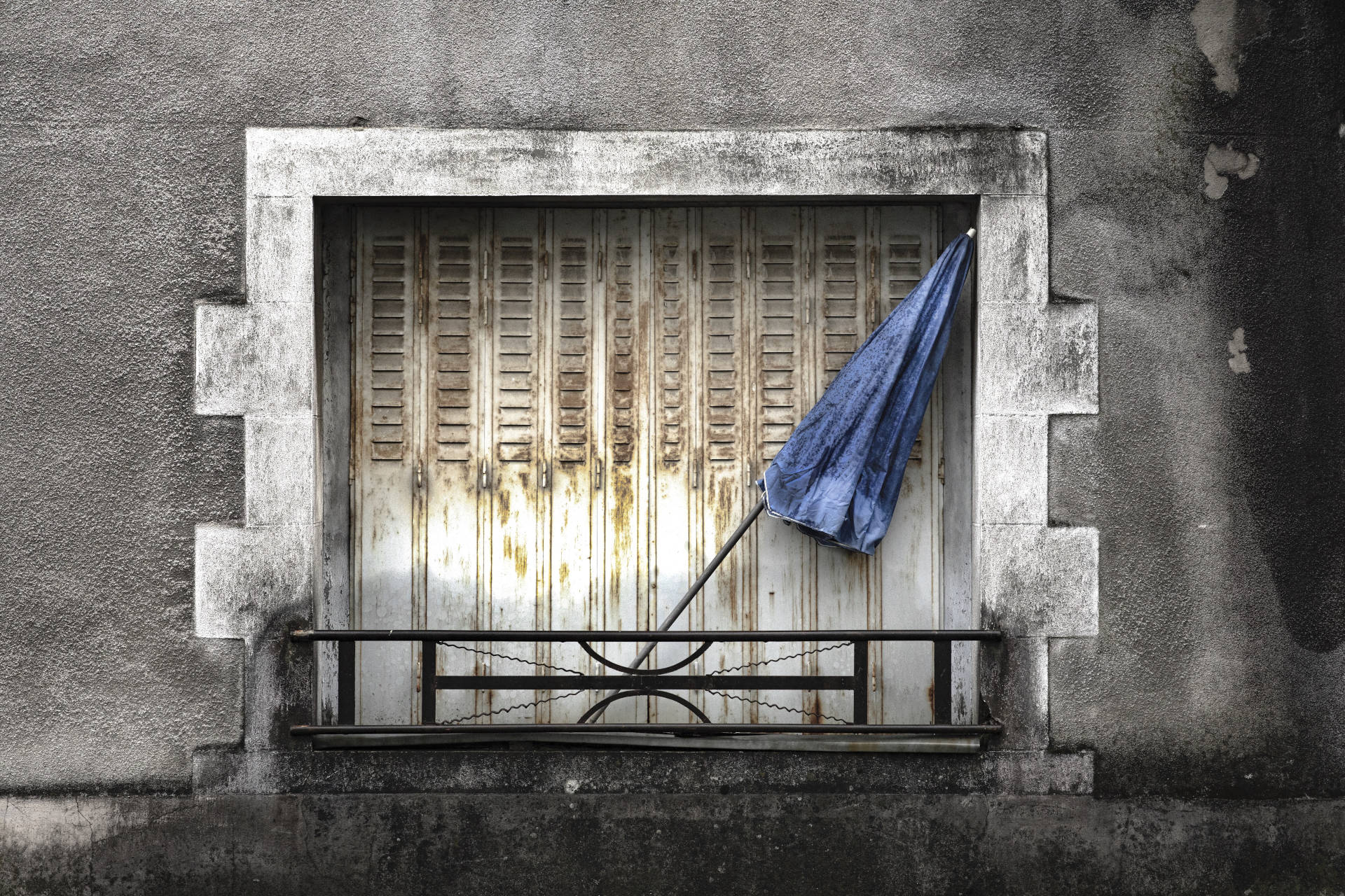 Yvonne et le parasol bleu - Sleeve Edition - Thierry des Ouches