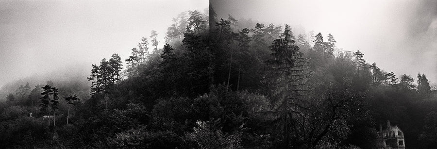 Tirage gélatino-argentique : diptyque exceptionnel « SREBRENICA HILLS », 58 × 20 cm